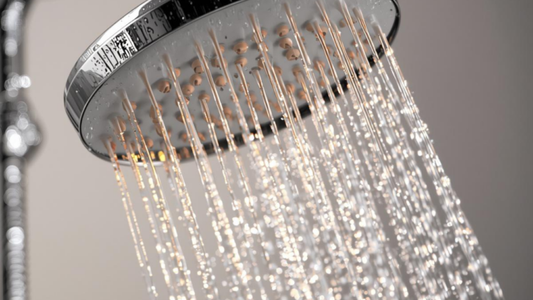 Pommeau de douche anti calcaire : comparatif inspiré UFC Que Choisir & 60 Millions (2026)