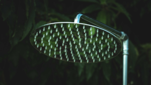 Quel est le meilleur pommeau de douche anti-calcaire made in France ? Comparatif 2026