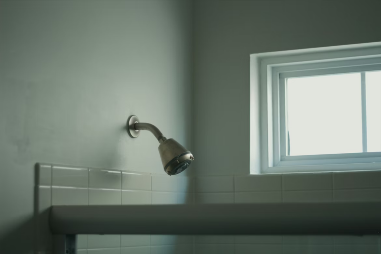 Tente de douche : guide complet pour choisir la meilleure en 2026