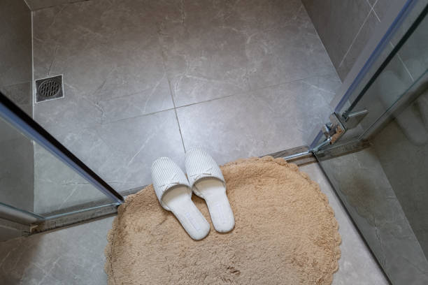 Quel tapis antidérapant choisir pour une douche à l'italienne ?