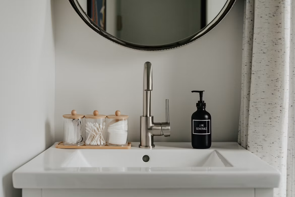hauteur pour un lavabo ou une vasque de salle de bain